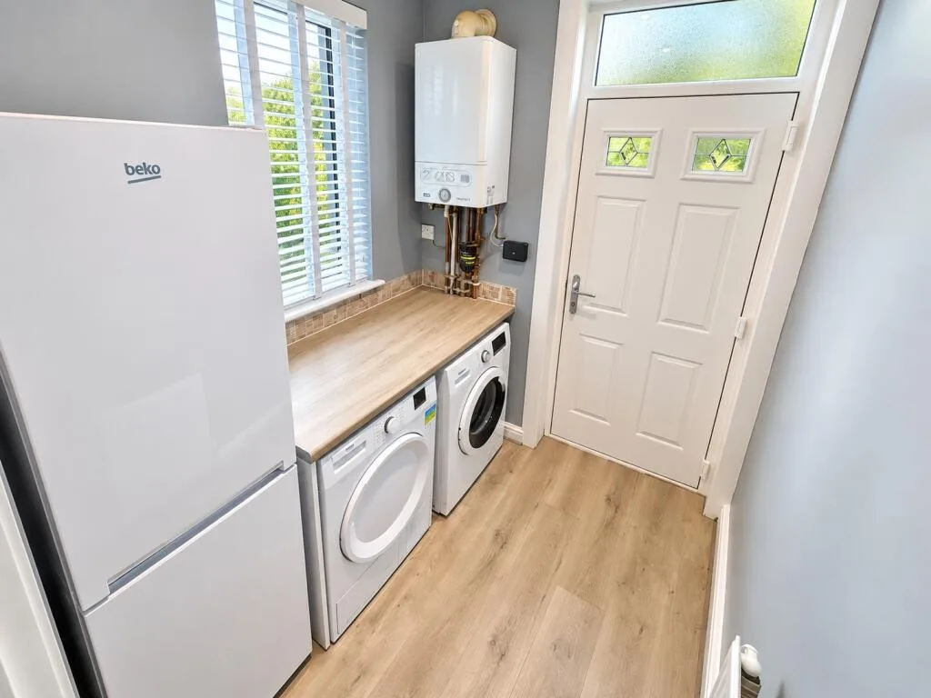 4 bedroom terraced house for rent