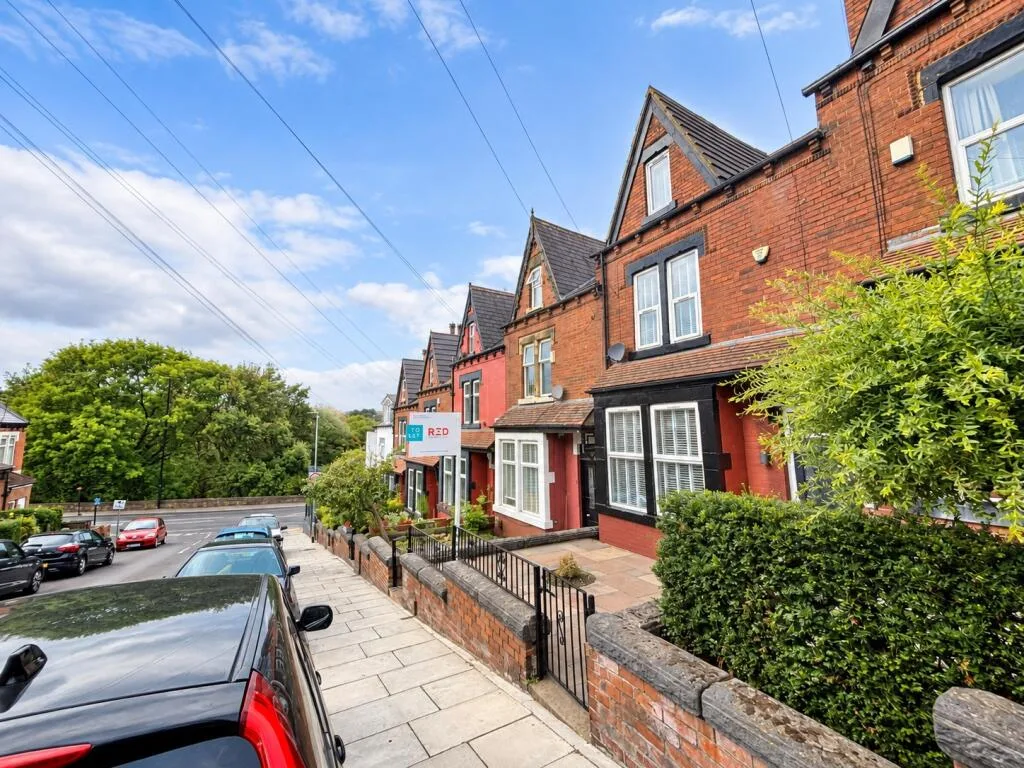 4 bedroom terraced house for rent
