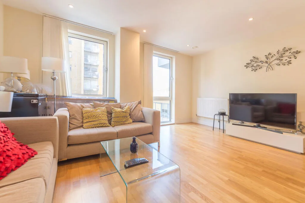 3 bedroom flat for rent