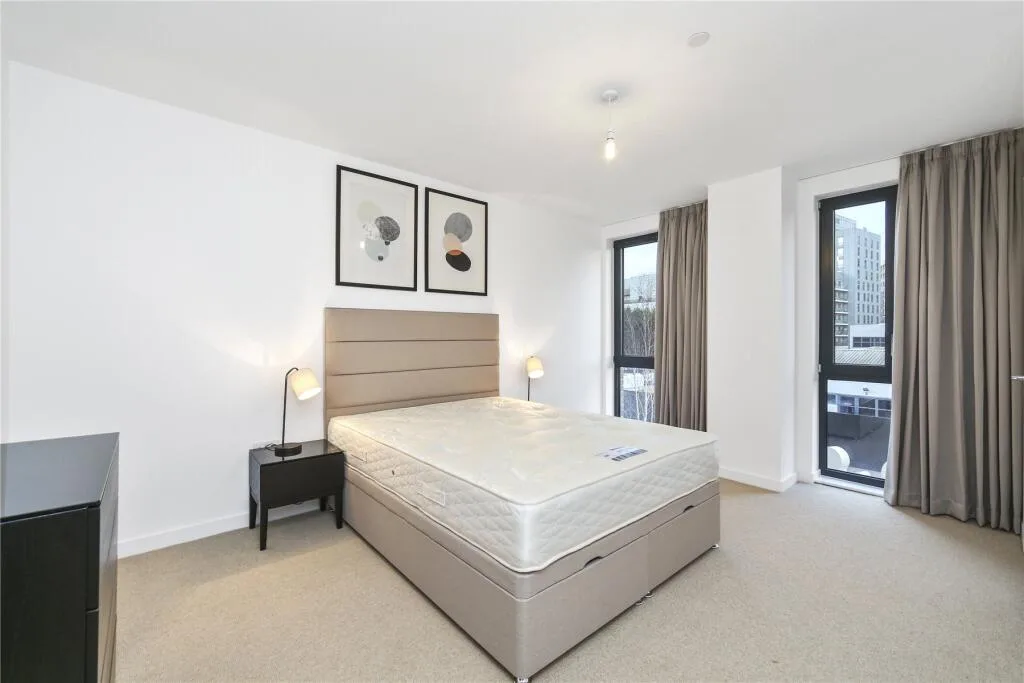 2 bedroom town house for rent