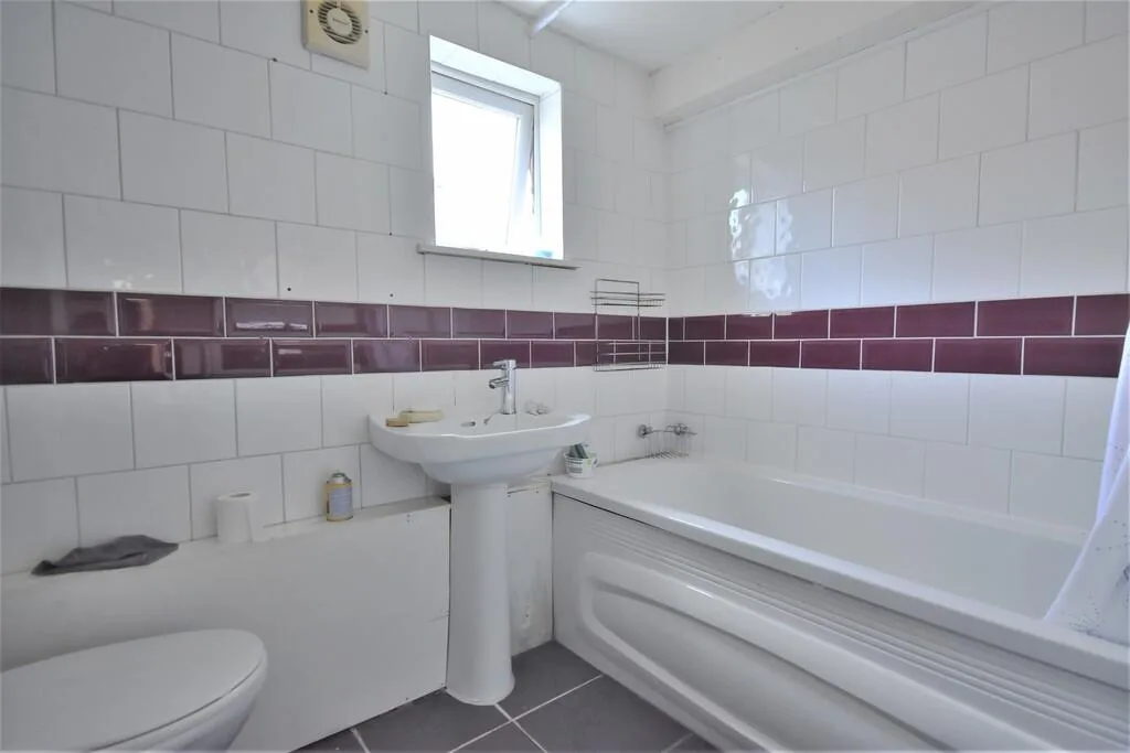 2 bedroom terraced house for rent