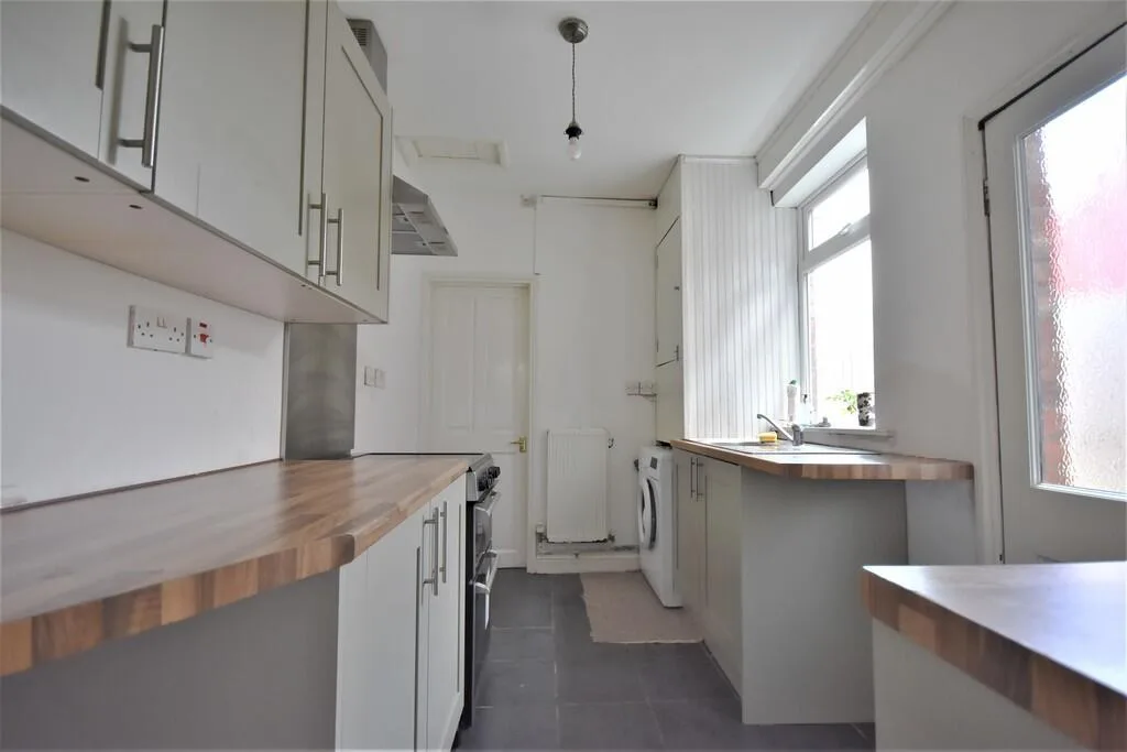 2 bedroom terraced house for rent