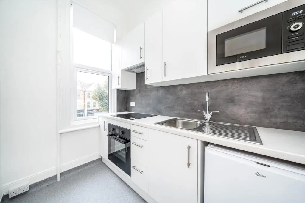 Studio flat for rent