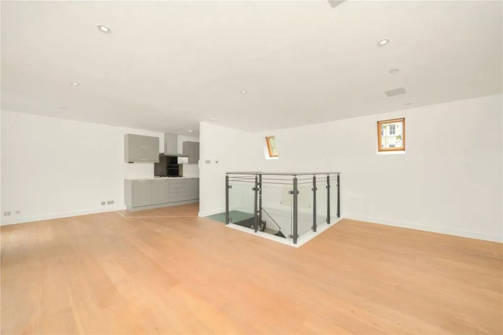 2 bedroom house for rent