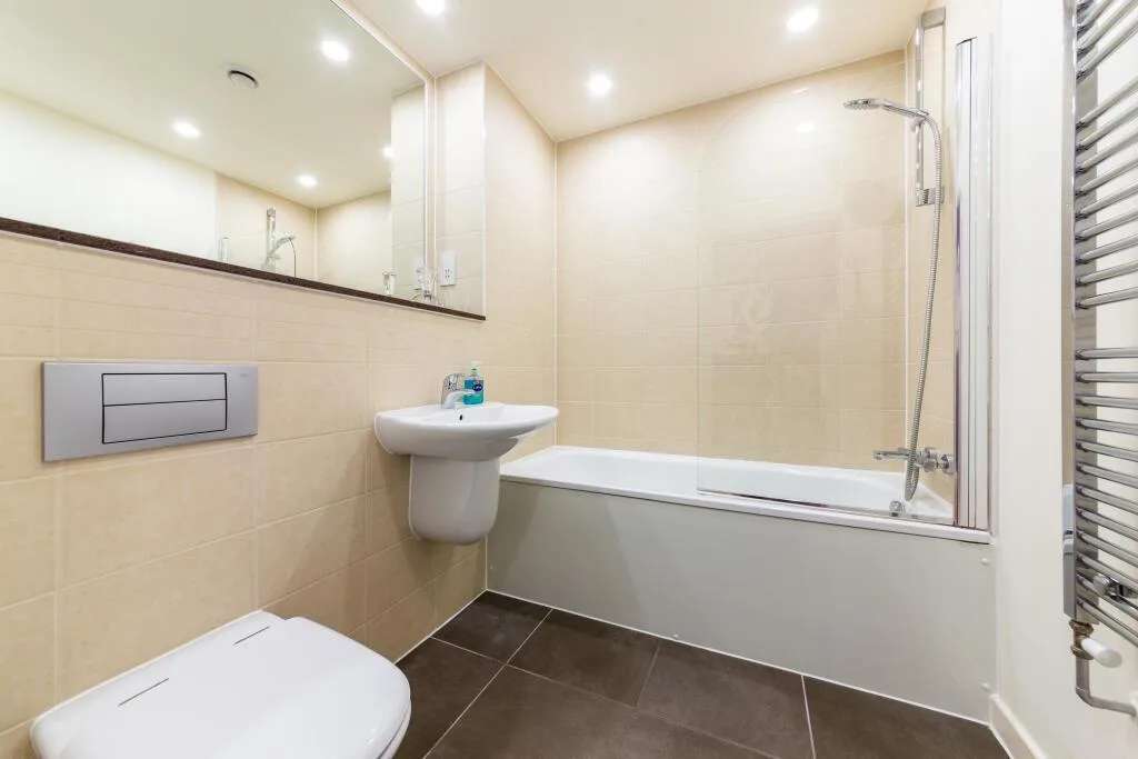 3 bedroom flat for rent