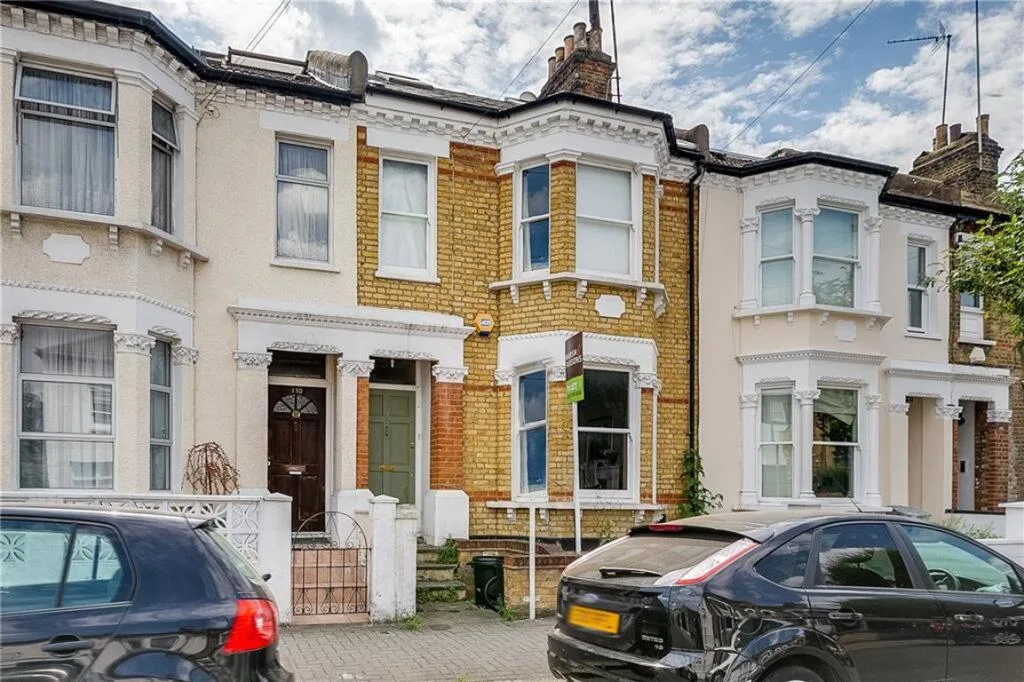 4 bedroom terraced house for rent