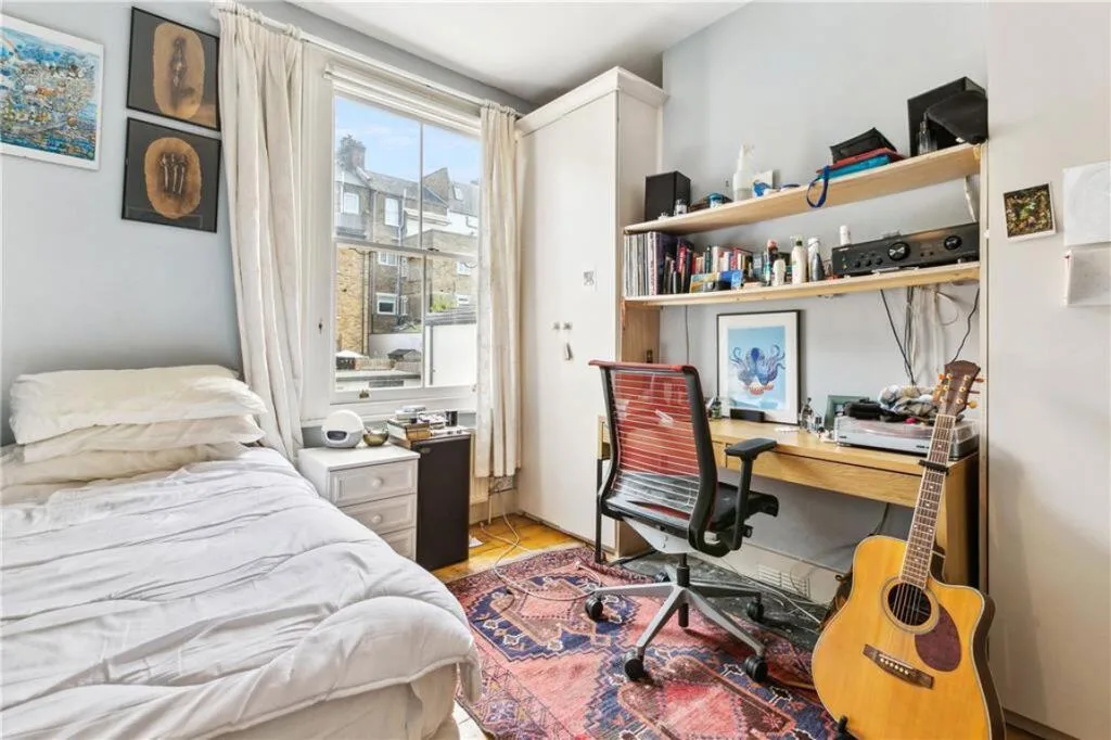 4 bedroom terraced house for rent