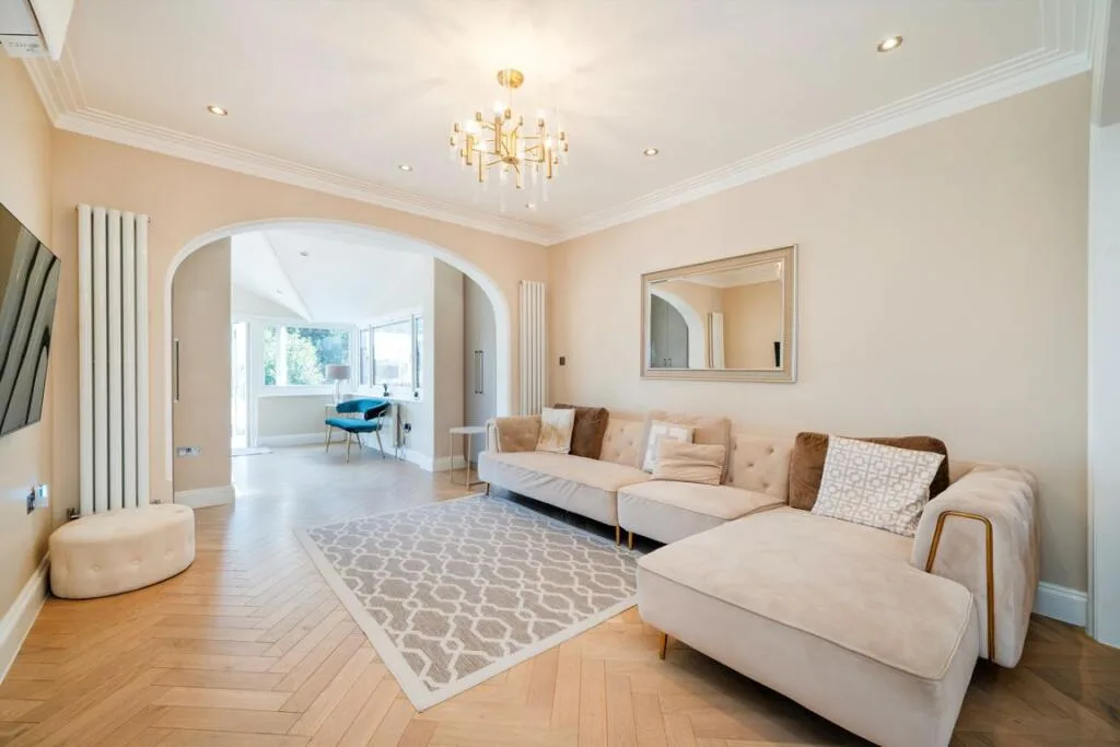 4 bedroom detached house for rent