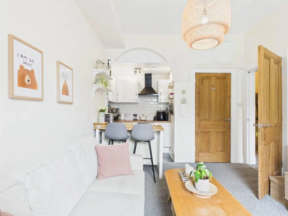 2 bedroom apartment for rent