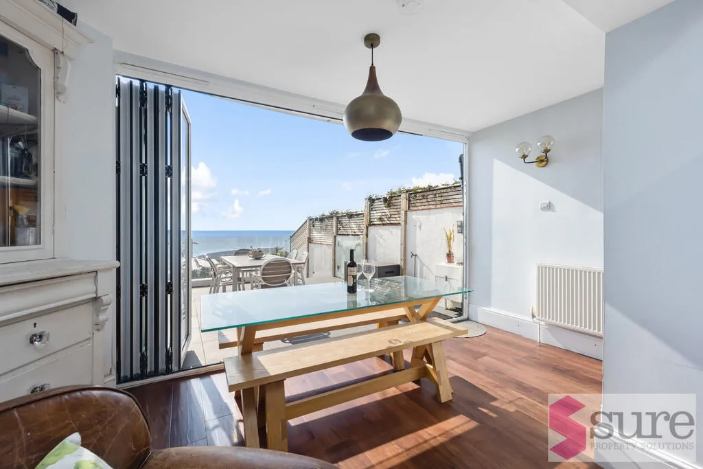3 bedroom cottage for rent