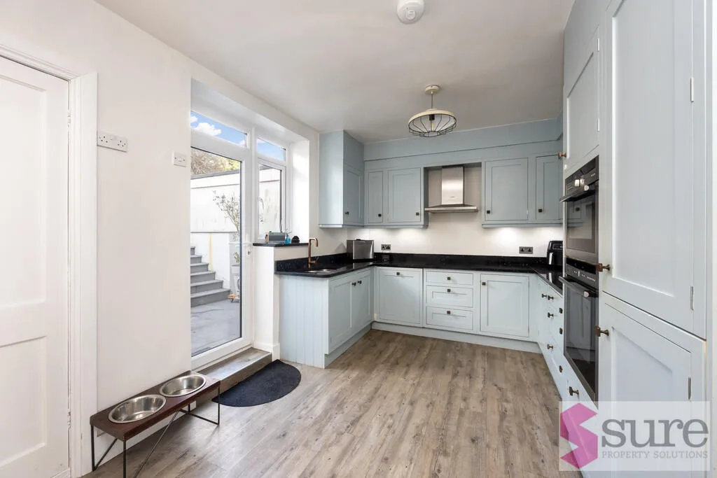 3 bedroom cottage for rent