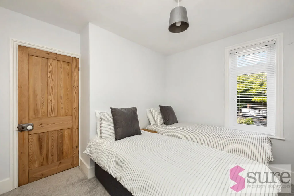 3 bedroom cottage for rent