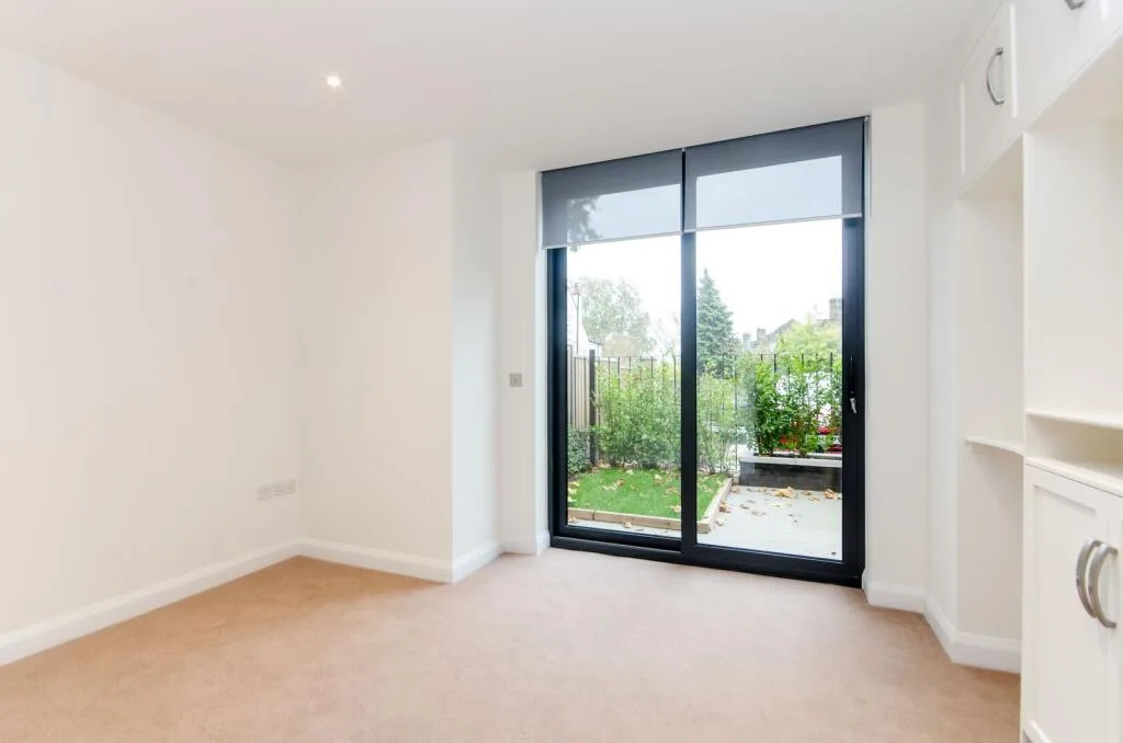 3 bedroom maisonette for rent