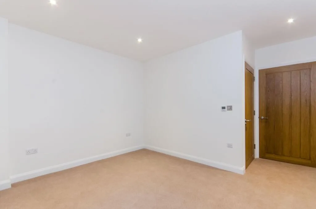 3 bedroom maisonette for rent
