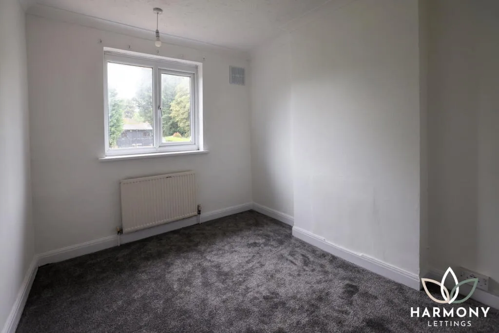 3 bedroom semi-detached house for rent