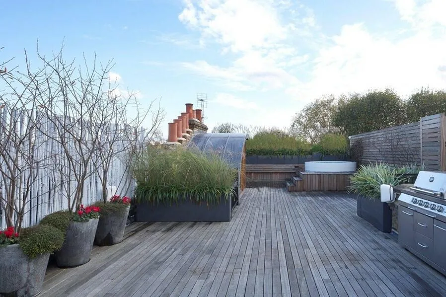 8 bedroom terraced house for rent