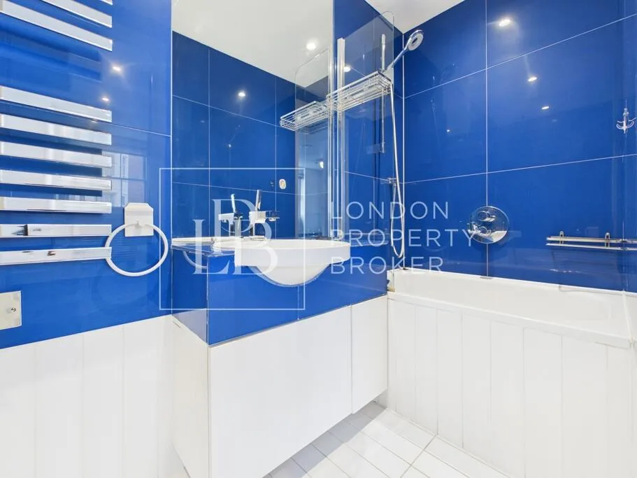 5 bedroom town house for rent