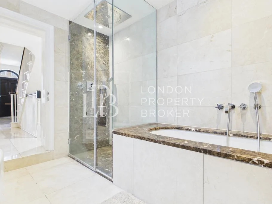 5 bedroom town house for rent