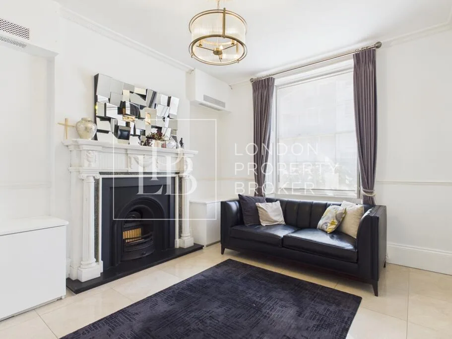5 bedroom town house for rent