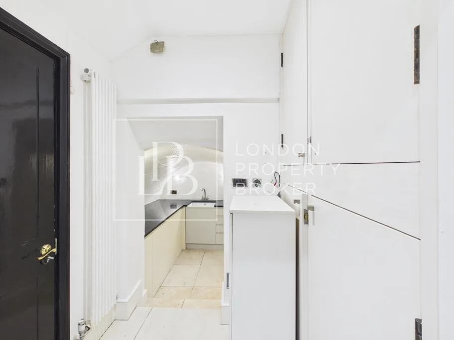 5 bedroom town house for rent