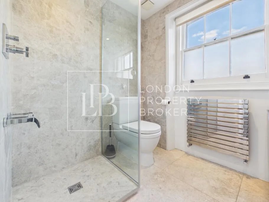 5 bedroom town house for rent