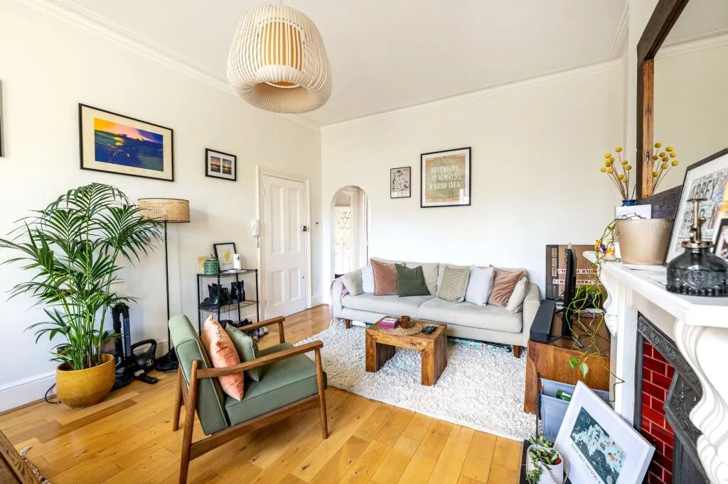 2 bedroom flat for rent