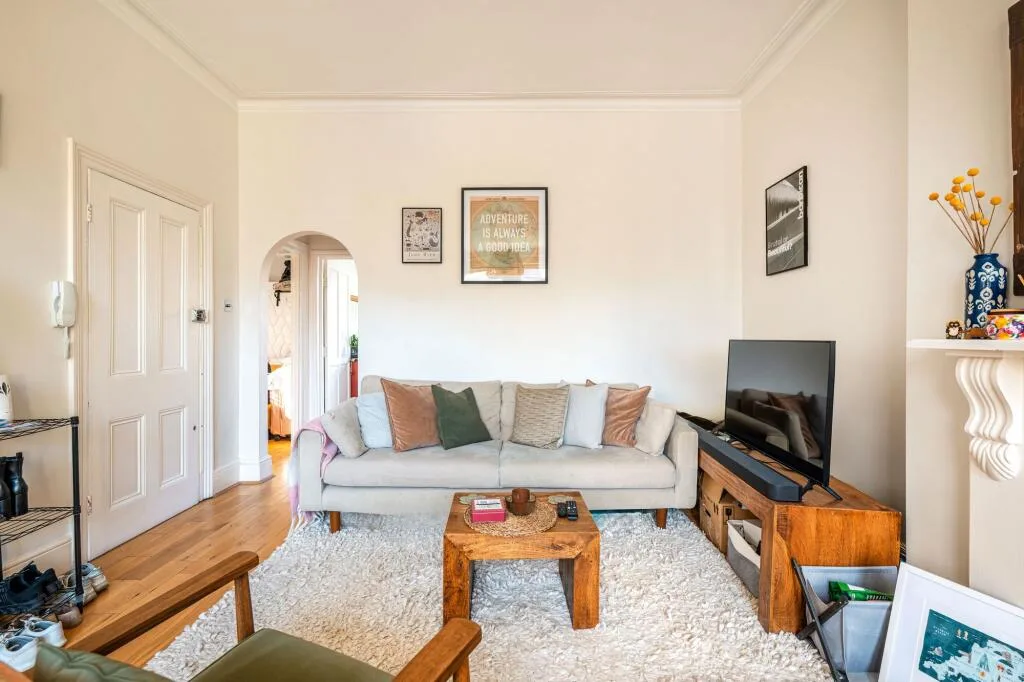 2 bedroom flat for rent