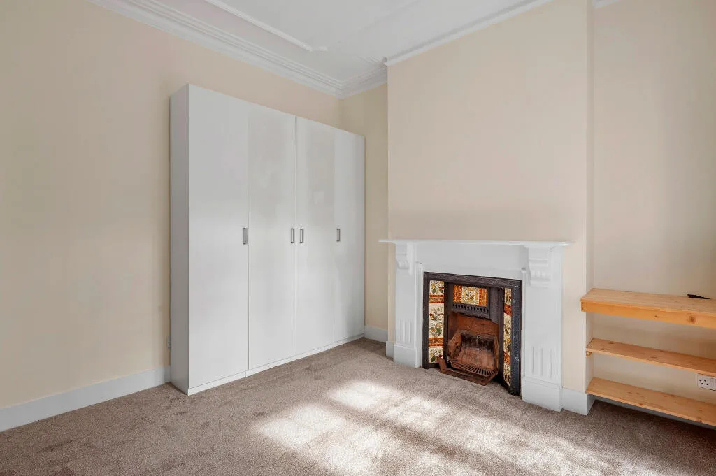 2 bedroom ground floor flat for rent