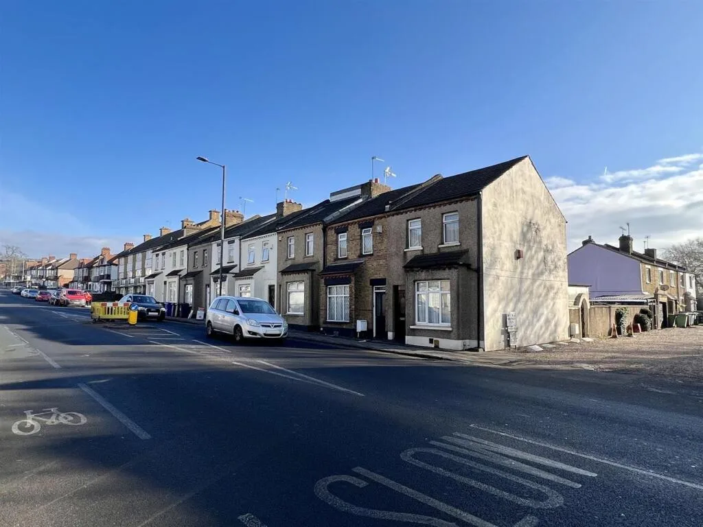 2 bedroom terraced house for rent