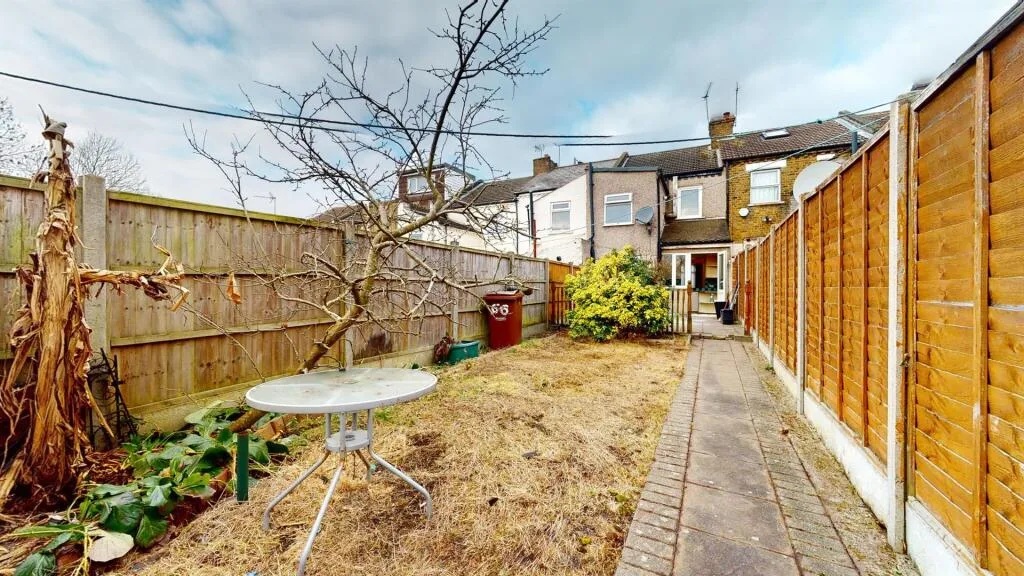 2 bedroom terraced house for rent