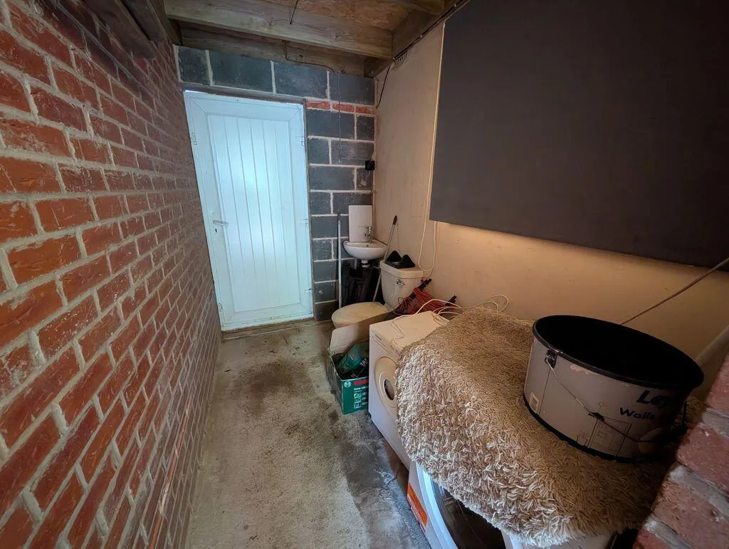 3 bedroom semi-detached house for rent
