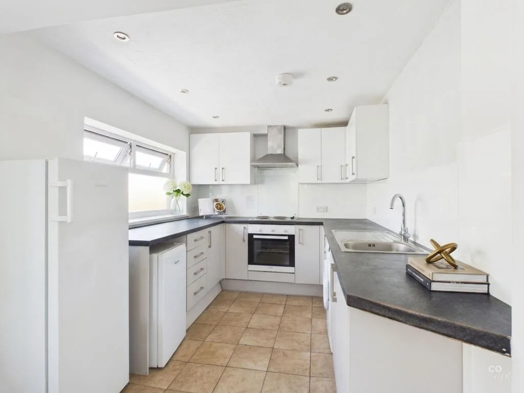 1 bedroom end of terrace house for rent
