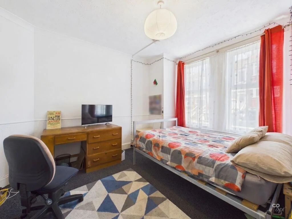 1 bedroom end of terrace house for rent