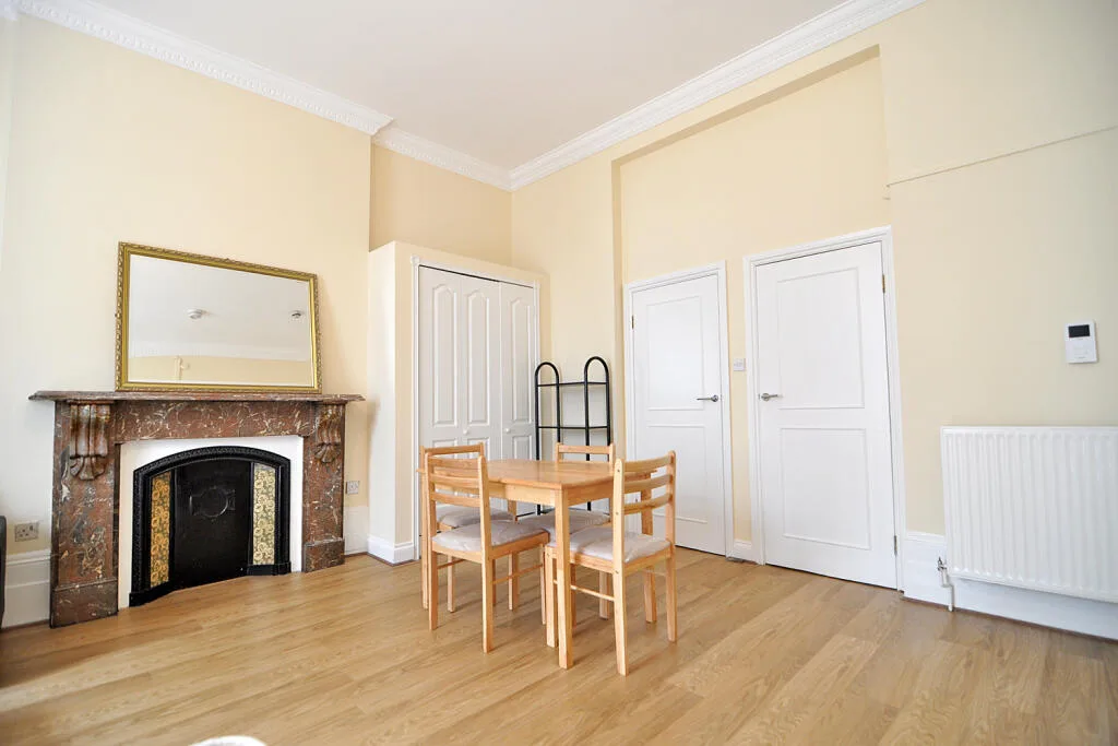 Studio flat for rent