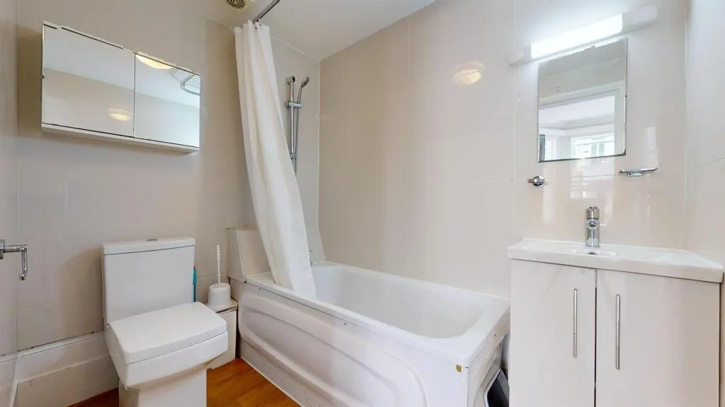 Studio flat for rent