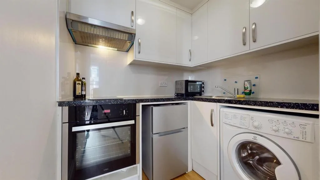 Studio flat for rent