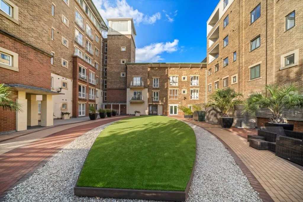 2 bedroom property for rent