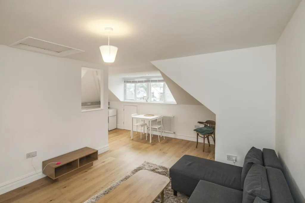2 bedroom flat for rent