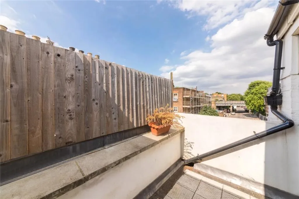 4 bedroom flat for rent