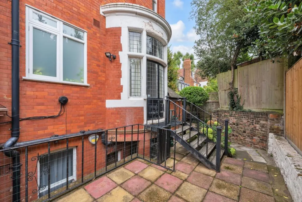 2 bedroom terraced house for rent