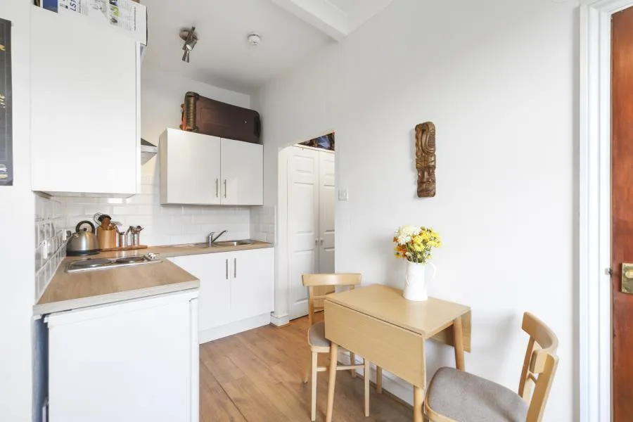 Studio apartment for rent