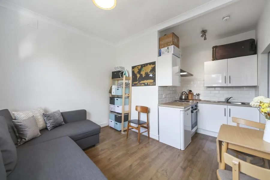 Studio apartment for rent