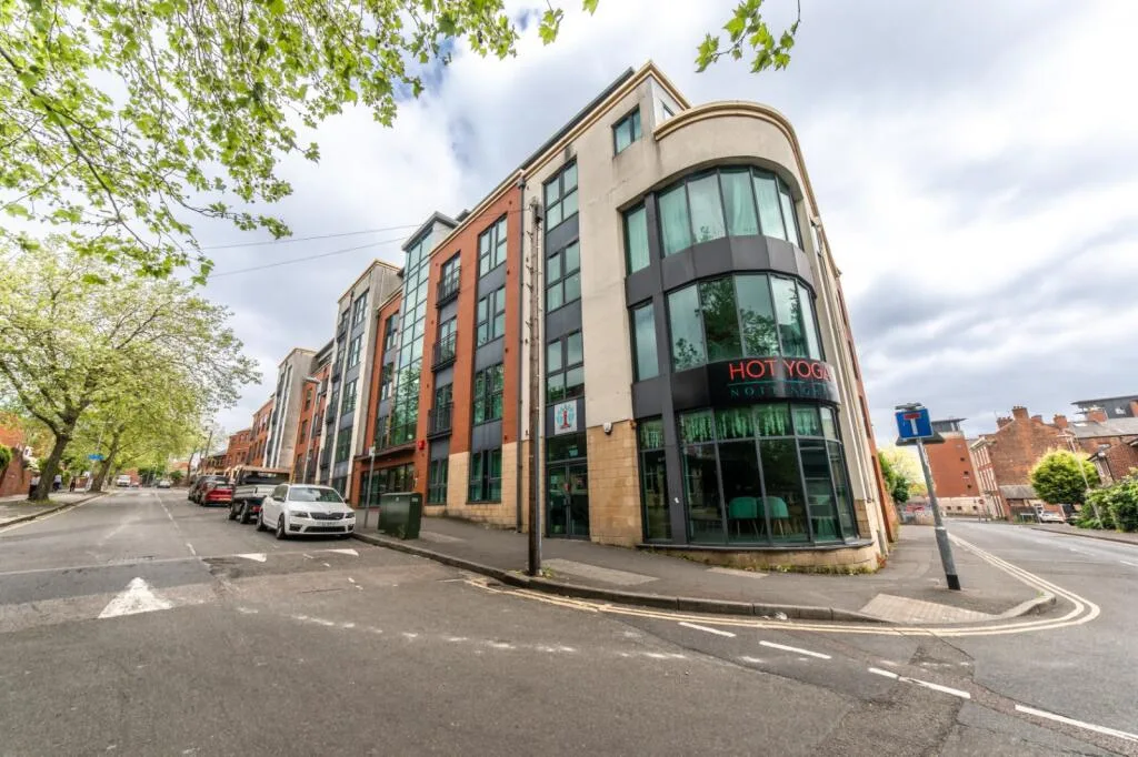 2 bedroom flat for rent