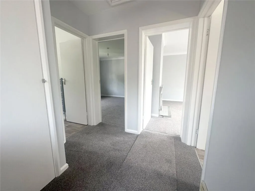 1 bedroom maisonette for rent