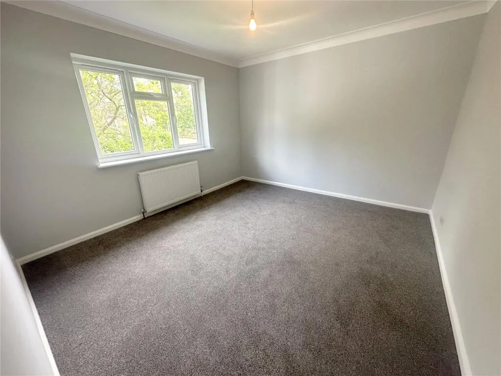 1 bedroom maisonette for rent
