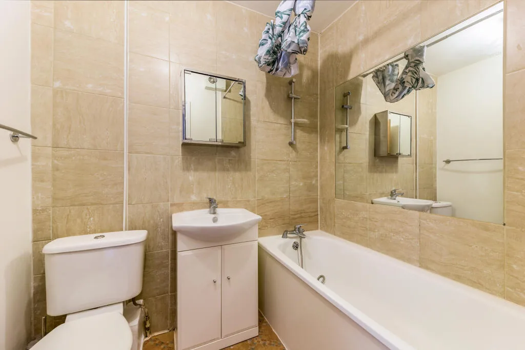 1 bedroom house for rent