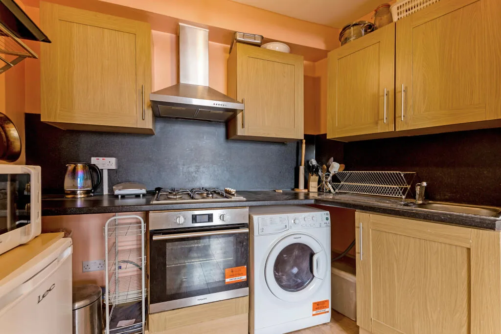 1 bedroom house for rent