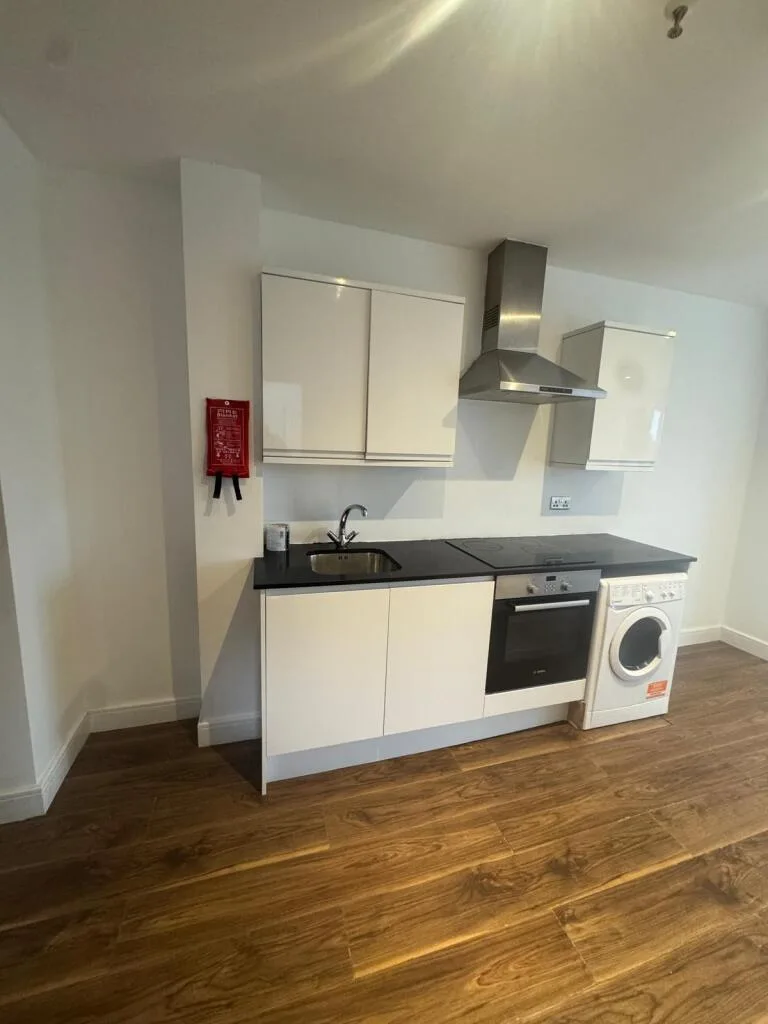 Studio flat for rent