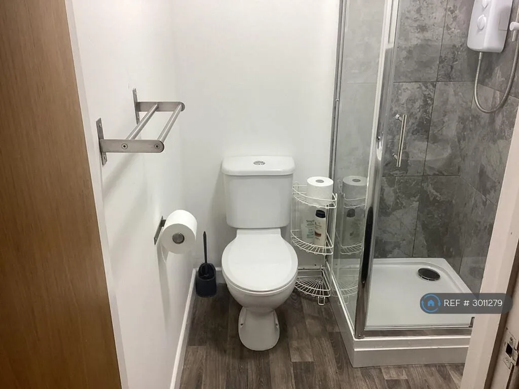 Studio flat for rent