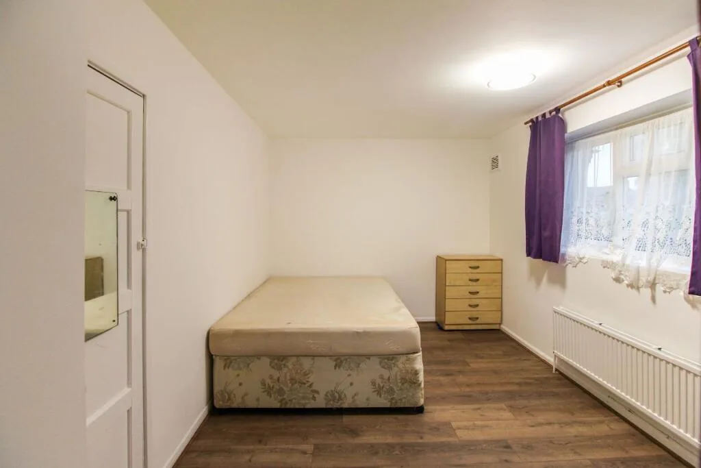 2 bedroom semi-detached house for rent